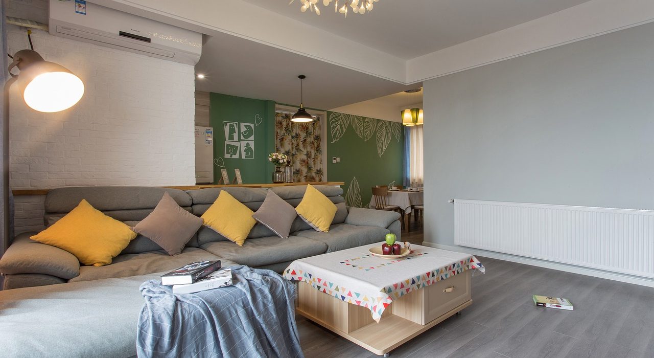 Nowoczesny minimalizm czy oryginalny pop-art? Trendy we wnętrzach w 2021