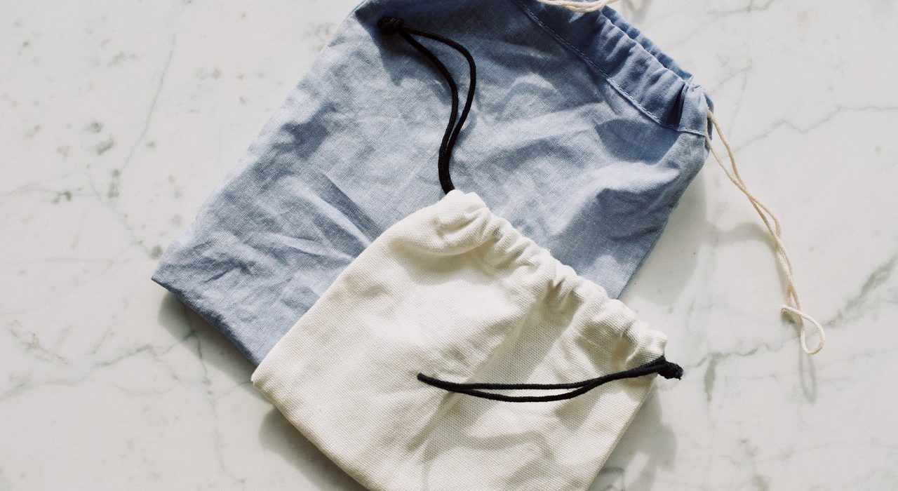 Ekologiczne torby płócienne z nadrukiem dla firmy. Dlaczego warto je kupić?